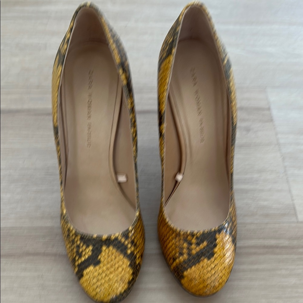 Zara Yellow and Black Heels
